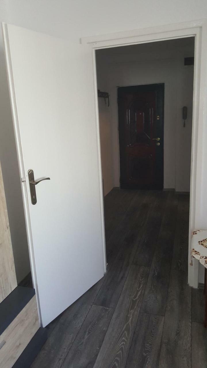 Apartament Victory Apartment Orşova Екстериор снимка